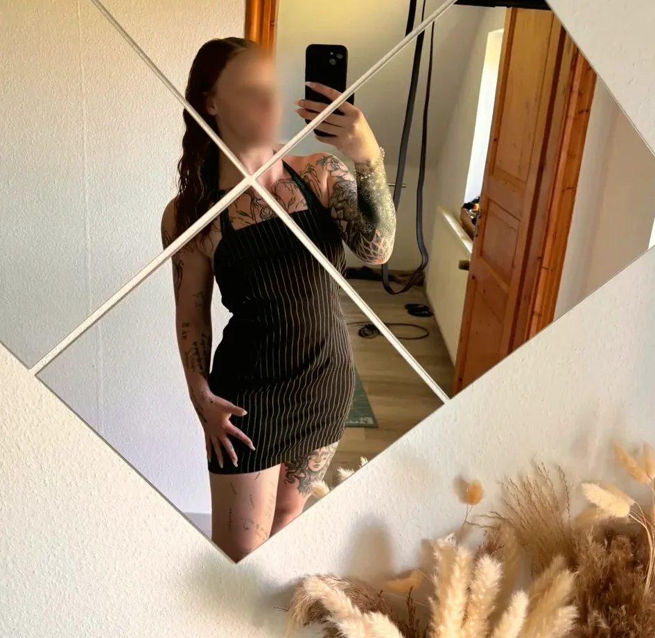 Harleen, 28